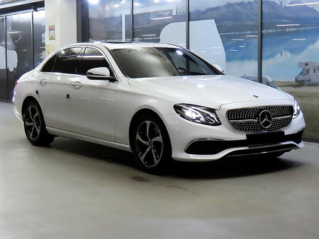 Mercedes-Benz E-Class — photo 01