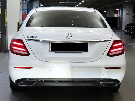 Mercedes-Benz E-Class — photo 05