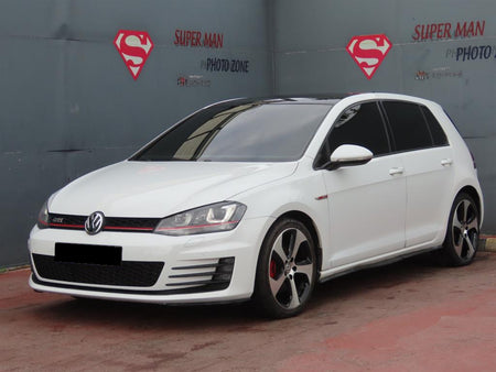 Volkswagen Golf — photo 01