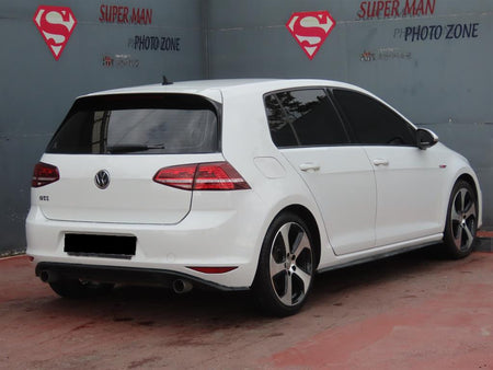 Volkswagen Golf — photo 03