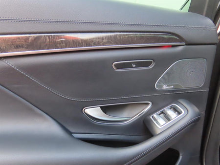 Mercedes-Benz S-Class — photo 07