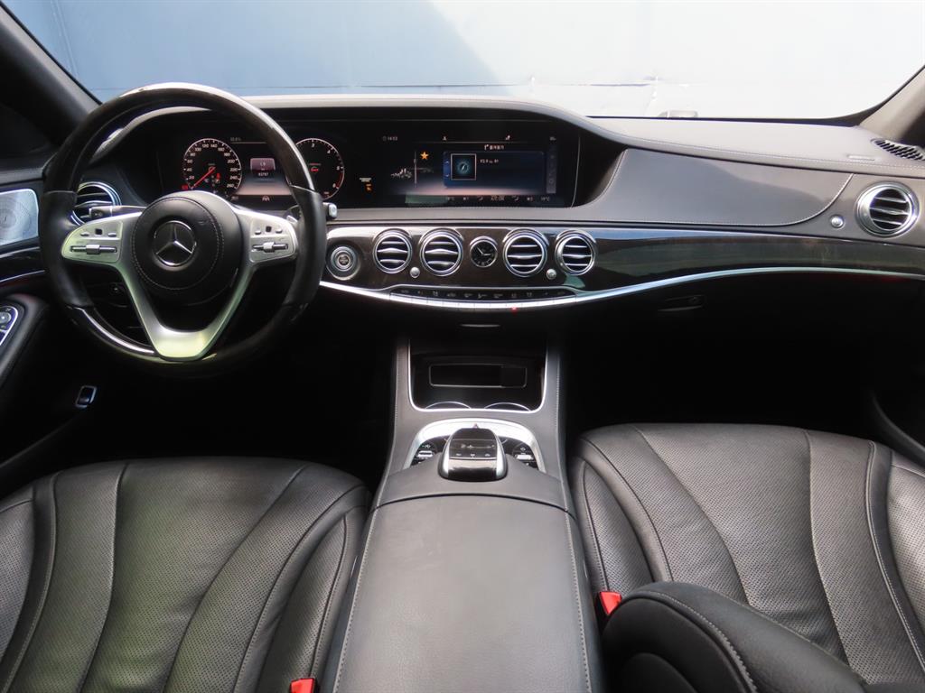 Mercedes-Benz S-Class — photo 09