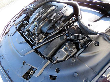BMW 7-Series — photo 19