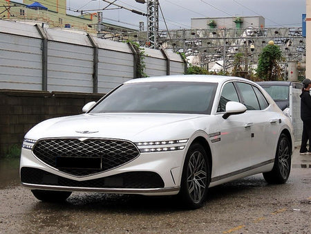 Genesis G90 — photo 02