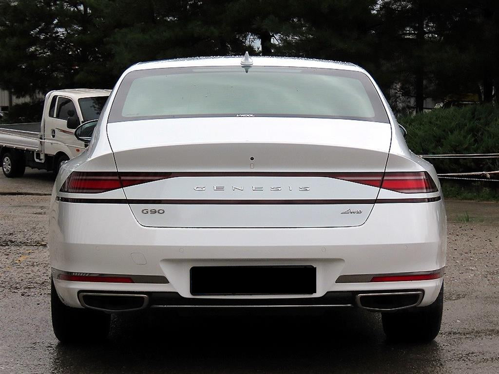 Genesis G90 — photo 04