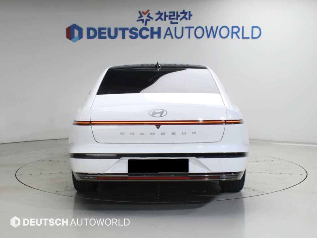 Hyundai Grandeur — photo 04