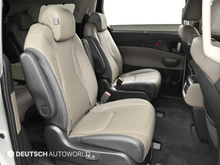 Kia Carnival — photo 12