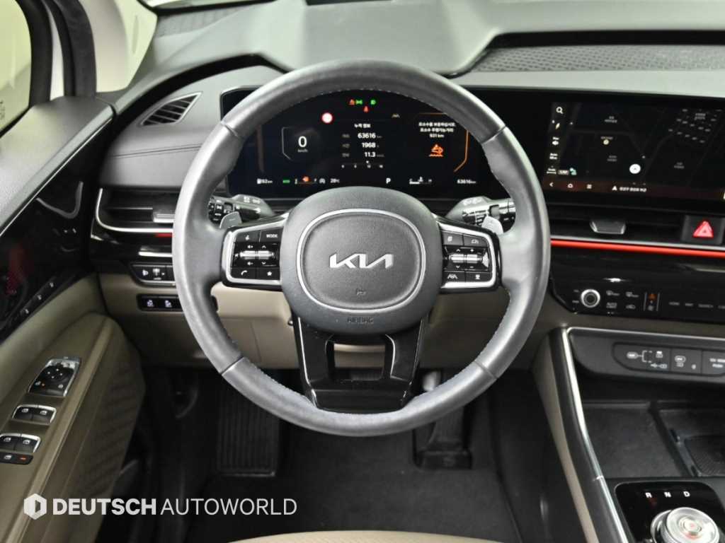 Kia Carnival — photo 13