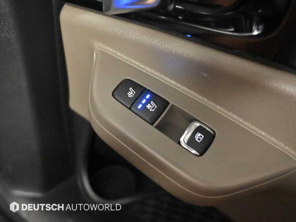 Kia Carnival — photo 16