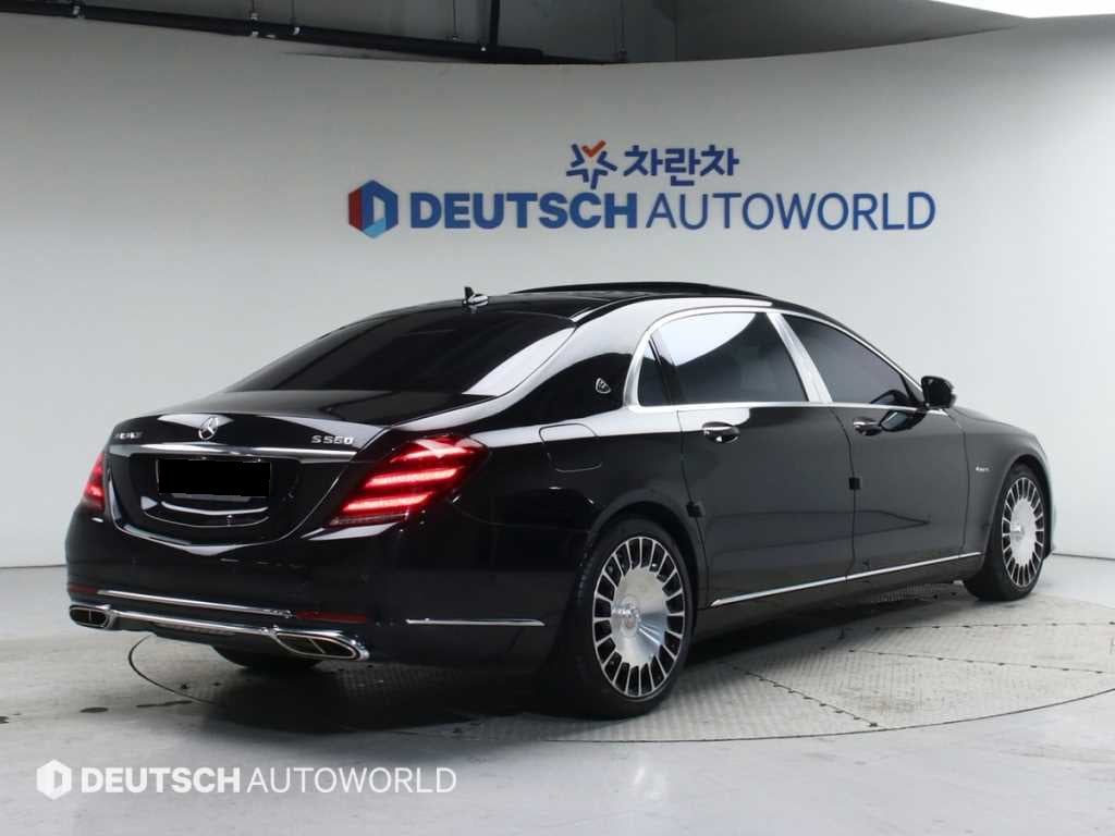 Mercedes-Benz S-Class — photo 02
