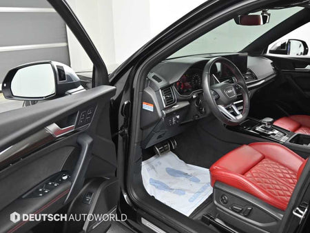 Audi SQ5 — photo 11