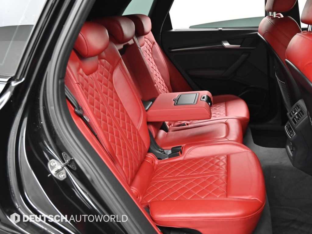 Audi SQ5 — photo 12