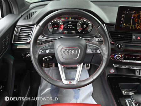 Audi SQ5 — photo 13