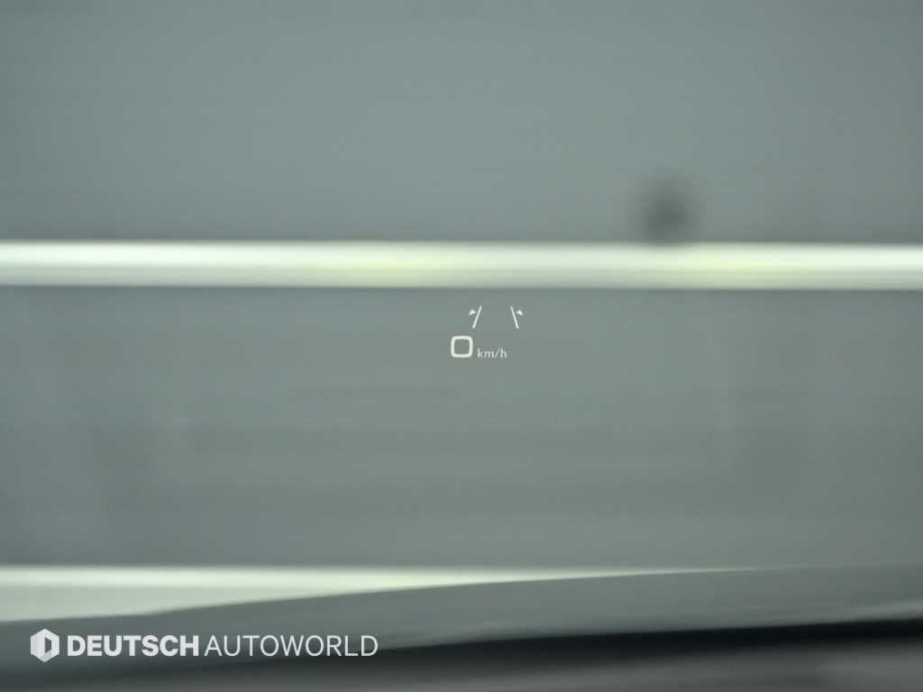 Audi SQ5 — photo 17