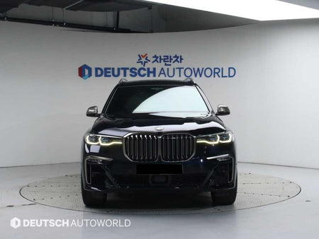BMW X7 — photo 03