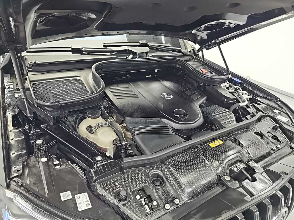 Mercedes-Benz GLS-Class — photo 05