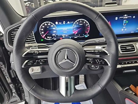 Mercedes-Benz GLS-Class — photo 09
