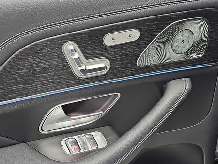 Mercedes-Benz GLS-Class — photo 13
