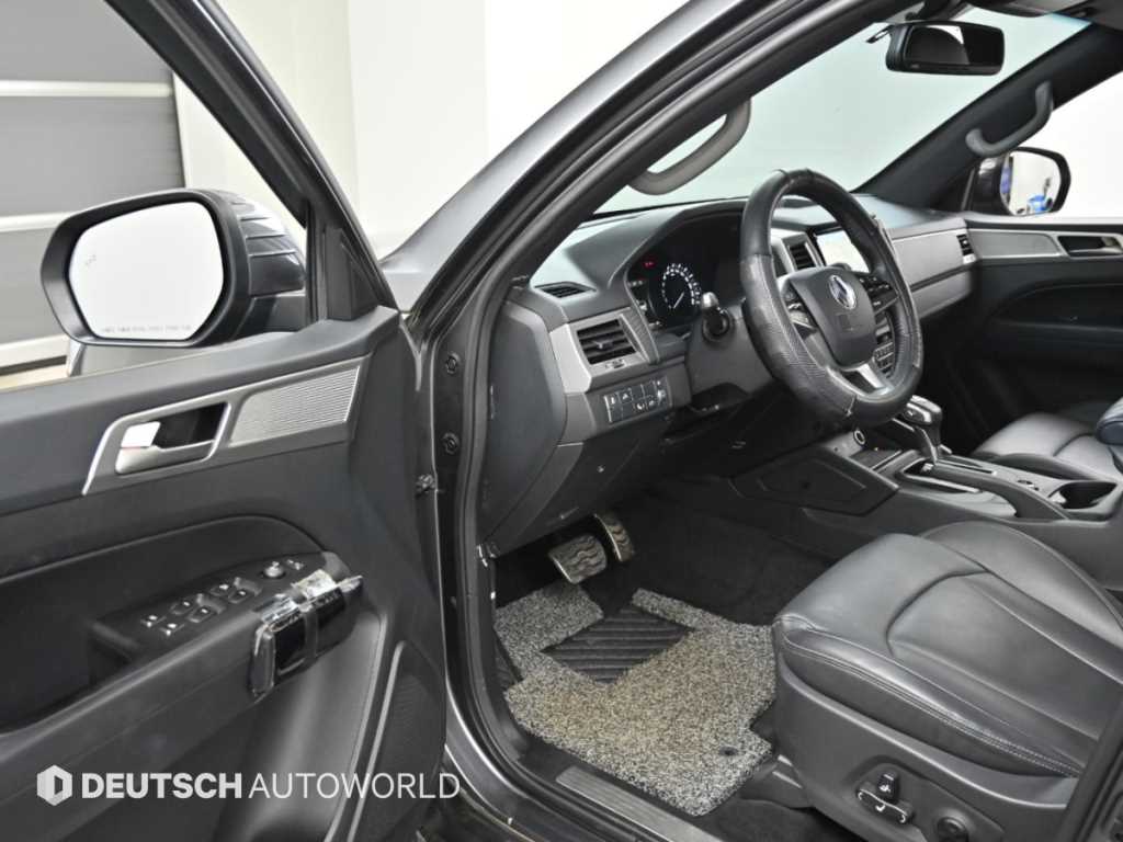KGM Rexton — photo 11