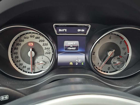 Mercedes-Benz GLA-Class — photo 06