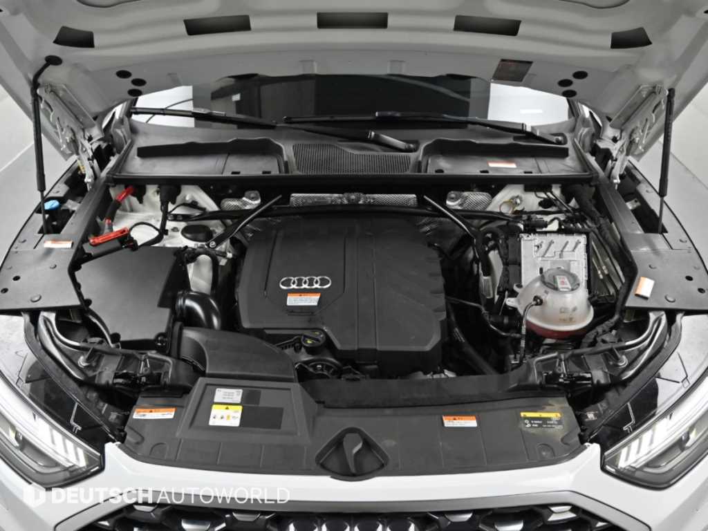 Audi Q5 — photo 06