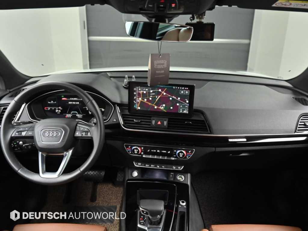 Audi Q5 — photo 07