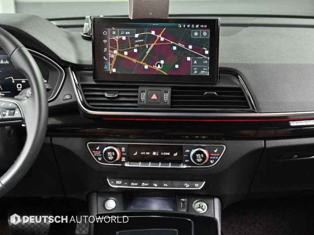 Audi Q5 — photo 14