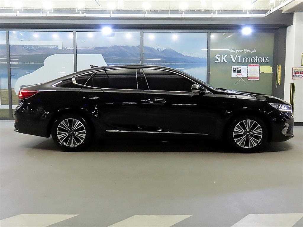 Kia K7 — photo 03