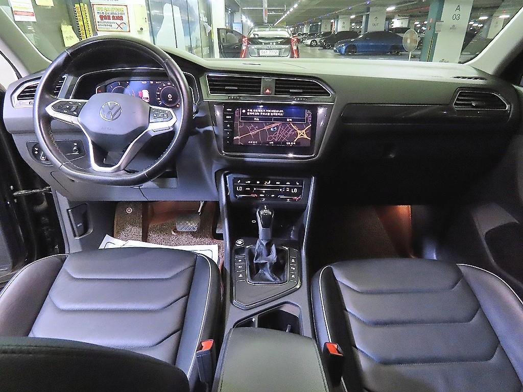 Volkswagen Tiguan — photo 10