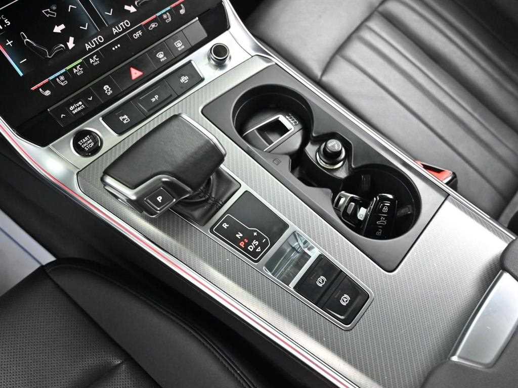 Audi A6 — photo 09