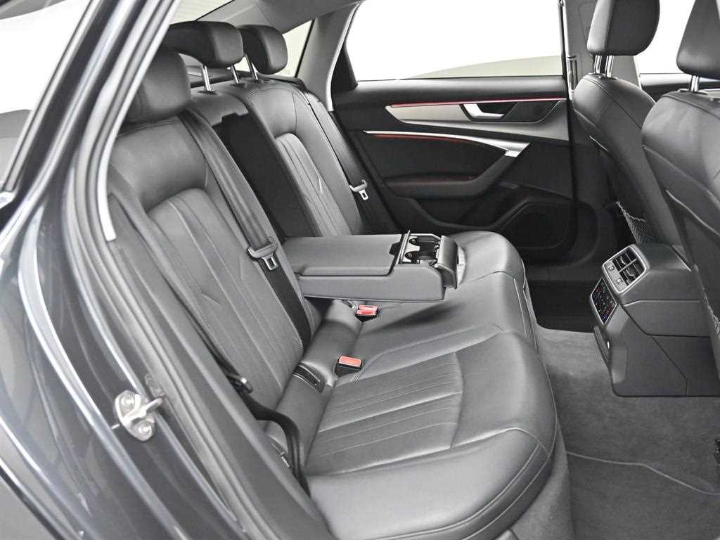 Audi A6 — photo 12