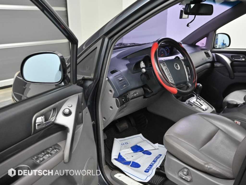 KGM KORANDO — photo 11