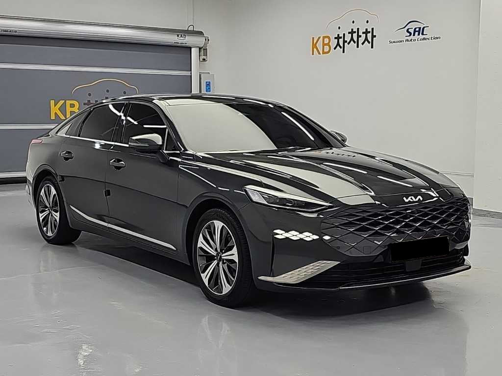 Kia K8 — photo 04