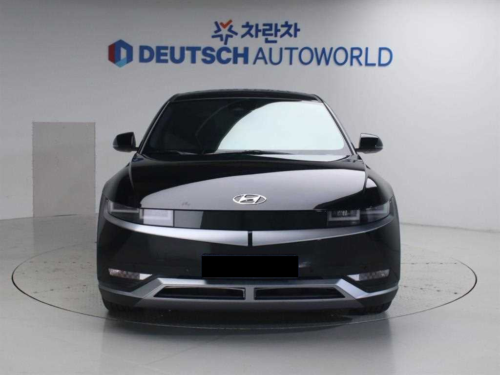Hyundai Ioniq5 — photo 03
