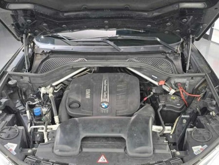 BMW X6 — photo 06