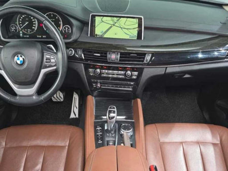 BMW X6 — photo 07