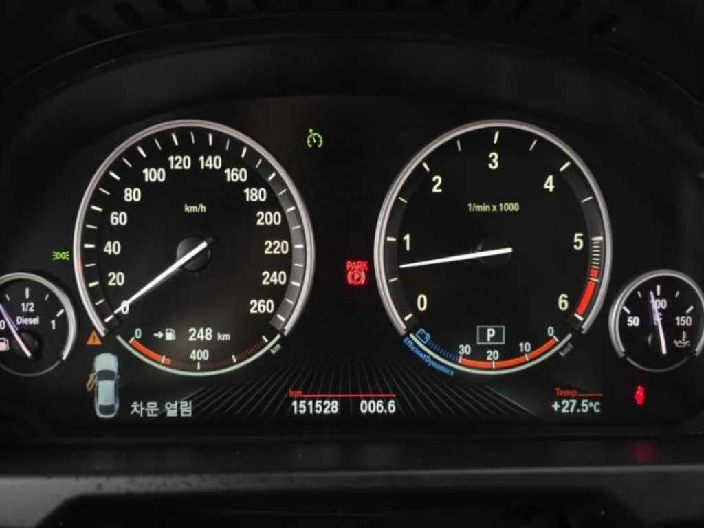 BMW X6 — photo 08
