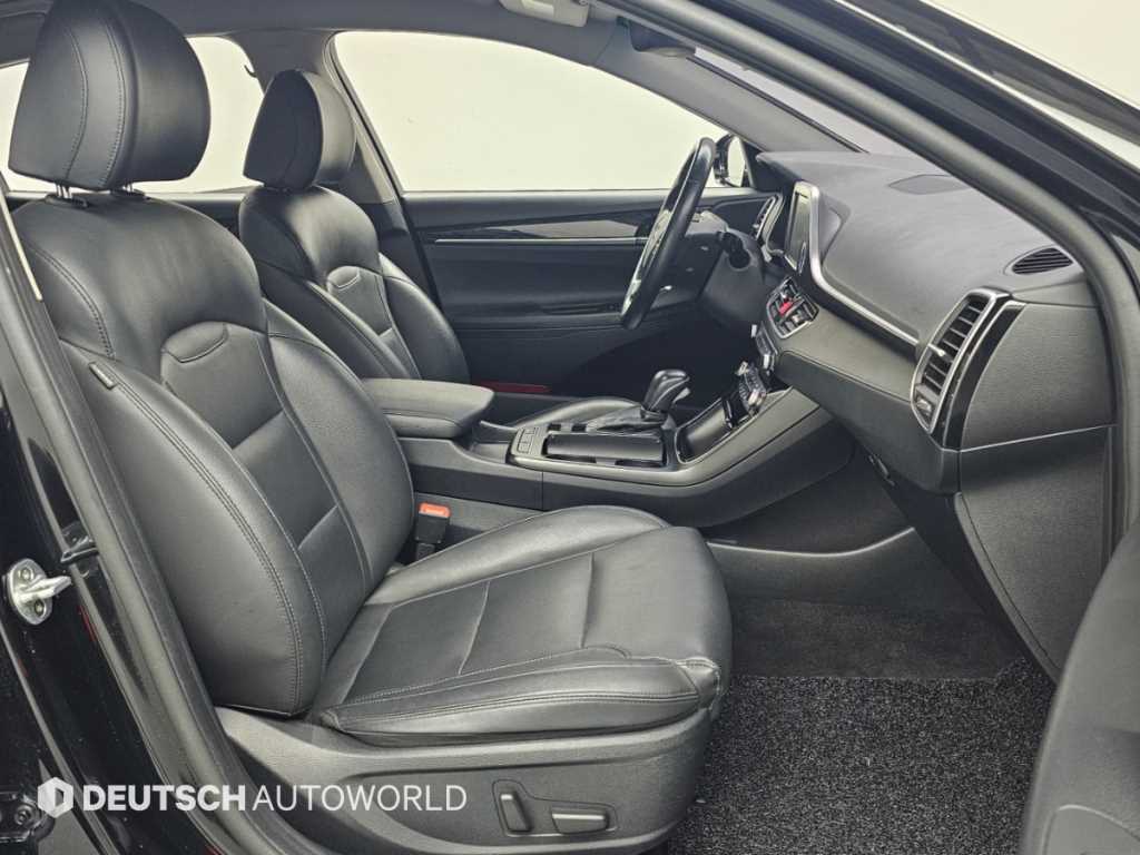 Hyundai Grandeur — photo 11