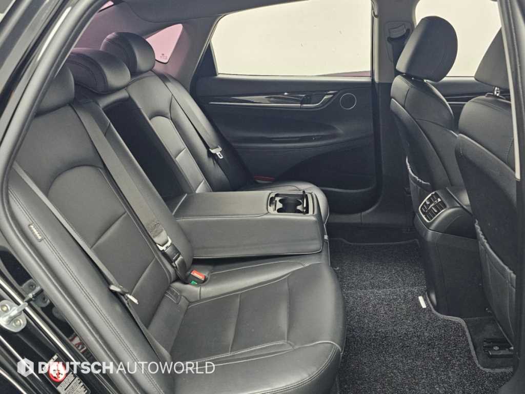 Hyundai Grandeur — photo 12