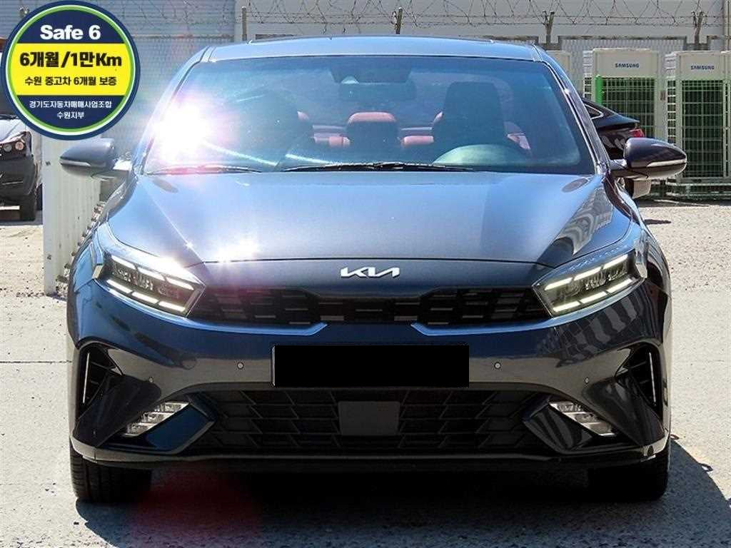 Kia K3 — photo 01