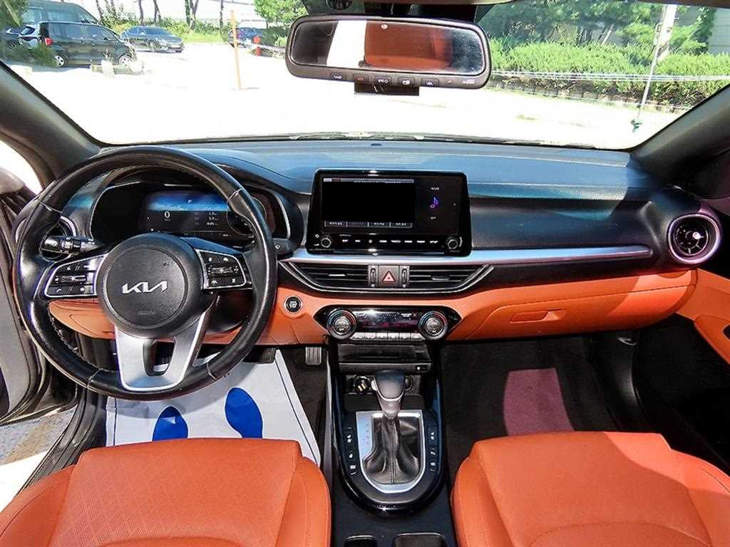Kia K3 — photo 07