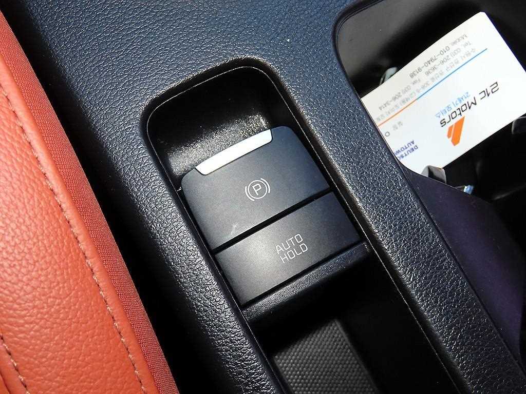Kia K3 — photo 13