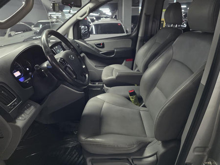 Hyundai Starex — photo 08