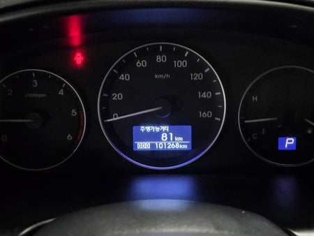 Hyundai Starex — photo 15