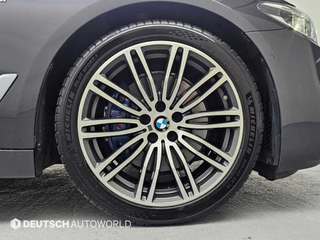 BMW 5-Series — photo 05