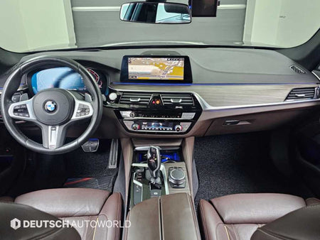 BMW 5-Series — photo 07