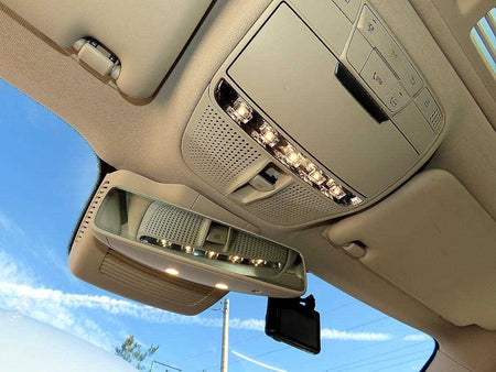Mercedes-Benz E-Class — photo 16