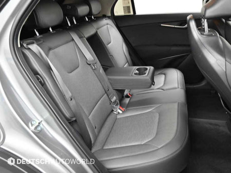 Kia Niro — photo 12