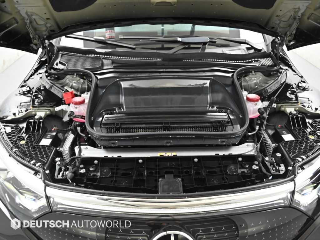 Mercedes-Benz EQS — photo 06
