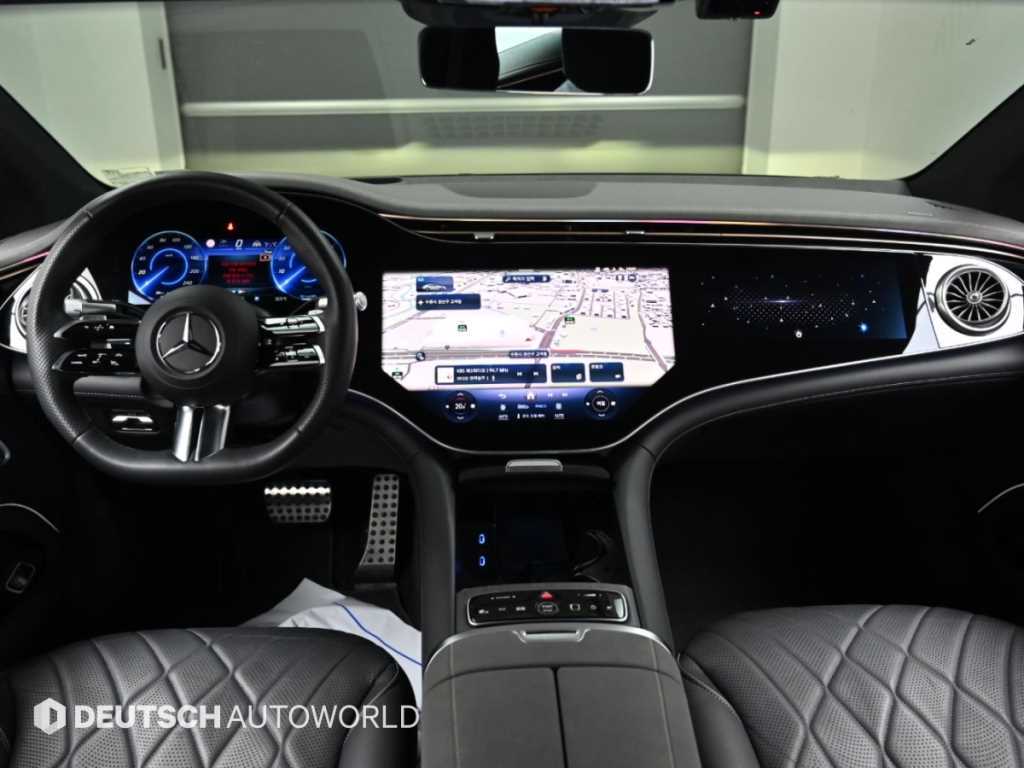 Mercedes-Benz EQS — photo 07